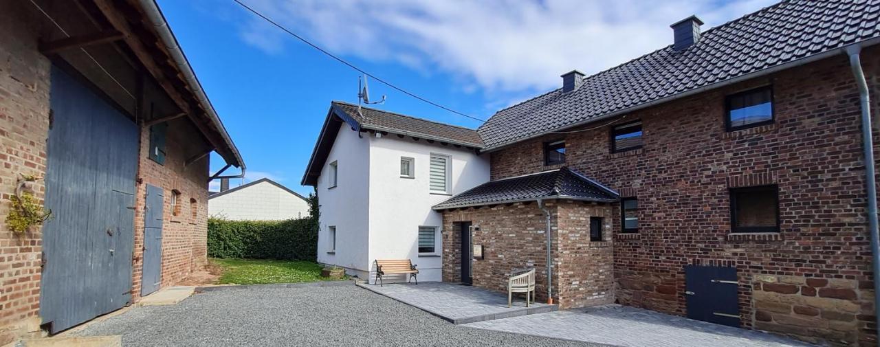 Eifelhof Mit Obstbaumwiese Нидегген Экстерьер фото